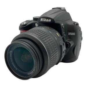 Nikon (ニコン) デジタル一眼レフカメラ D5000 レンズキット 18-55mm
