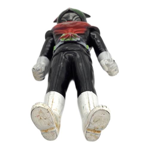 仮面ライダーストロンガー ソフビフィギュア 仮面ライダー 作成途中 ジャンク 仮面ライダー 仮面ライダーストロンガー ソフビ魂 ソフビ