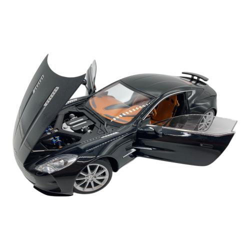 AUTOart (オートアート) ミニカー シリアルナンバー0761 アストンマーチ 1/18 ASTON MARTIN ONE 7