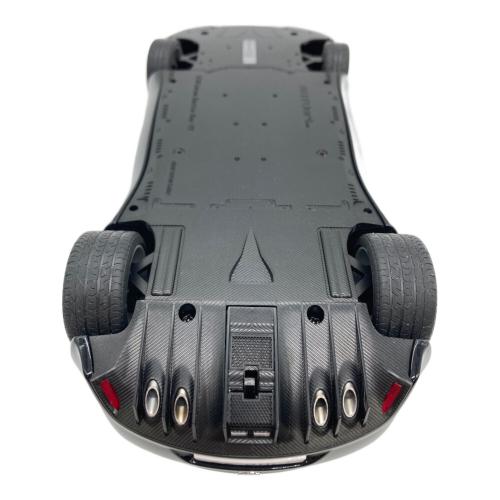 AUTOart (オートアート) ミニカー シリアルナンバー0761 アストンマーチ 1/18 ASTON MARTIN ONE 7