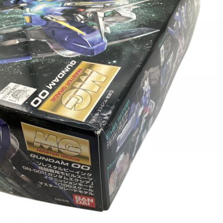 BANDAI (バンダイ) ガンプラ MG 1/100 機動戦士ガンダム00 ガンダム
