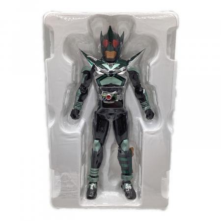 BANDAI (バンダイ) S.H.フィギュアーツ(真骨彫製法) 仮面ライダー