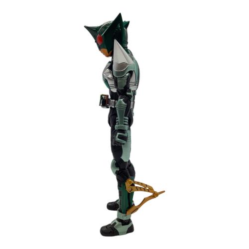 BANDAI (バンダイ) S.H.フィギュアーツ(真骨彫製法) 仮面ライダーキックホッパー