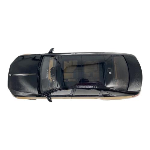 almost real (オールモストリアル) モデルカー Mercedes Maybach S