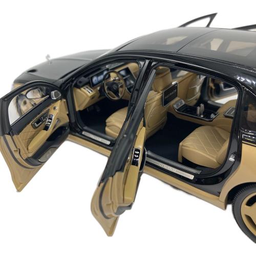 almost real (オールモストリアル) モデルカー Mercedes Maybach S