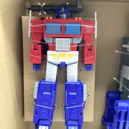 トランスフォーマー SS-142 ※ 外箱ダメージ有り オプティマスプライム