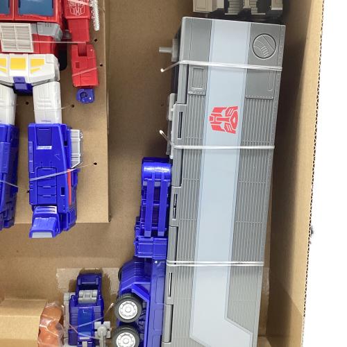 トランスフォーマー SS-142 ※ 外箱ダメージ有り オプティマスプライム