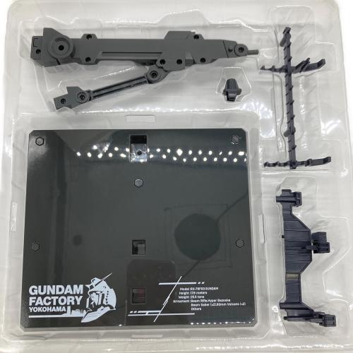 BANDAI (バンダイ) 機動戦士ガンダム 開封品・箱ダメージ有り 超合金RX-78F00 ガンダム プレミアムバンダイ