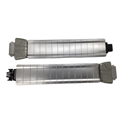 仮面ライダーギーツ (カメンライダーギーツ) 仮面ライダー DXデザイアドライバー ハイスペックベルト帯＆レイズバックルホルダー