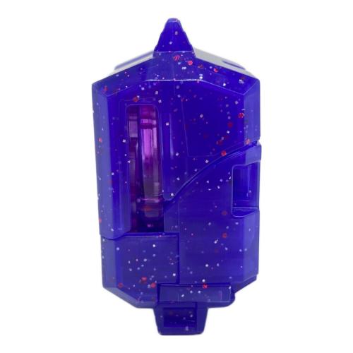 仮面ライダーガヴ (カメンライダーガヴ) 仮面ライダー シール貼り済 ＣＤ特典 ごちぞう