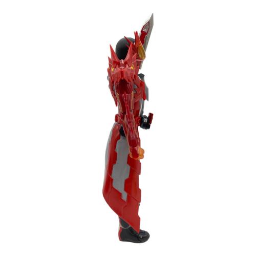 フィギュア 仮面ライダーセイバー ブレイブドラゴン S.H.Figuarts