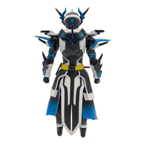 フィギュア 仮面ライダークローズエボル S.H.Figuarts