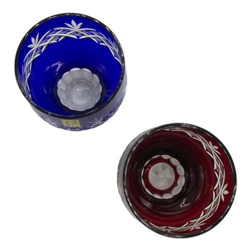 江戸切子 (エドキリコ) 赤被台付ワイングラス 矢来かすり