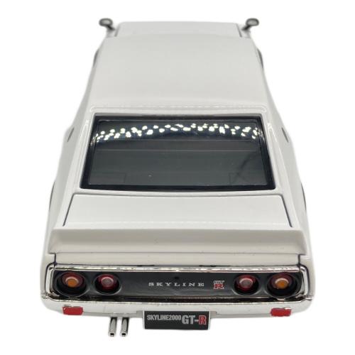 Maisto (マイスト) ミニカー 1/24 NISSAN SKYLINE 2000GT-R