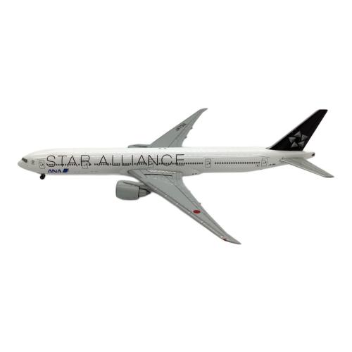 ANA (アナ) 飛行機 スターアライアンス JA731A
