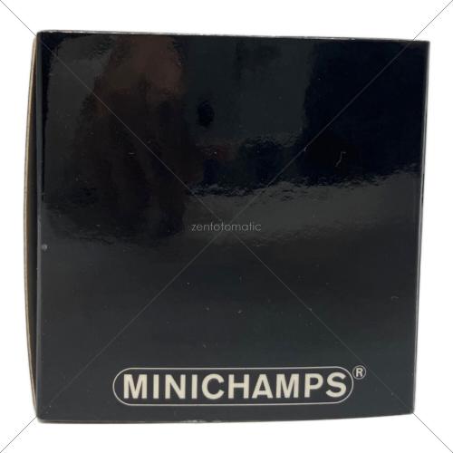 Porsche 911 GT2 モデルカー