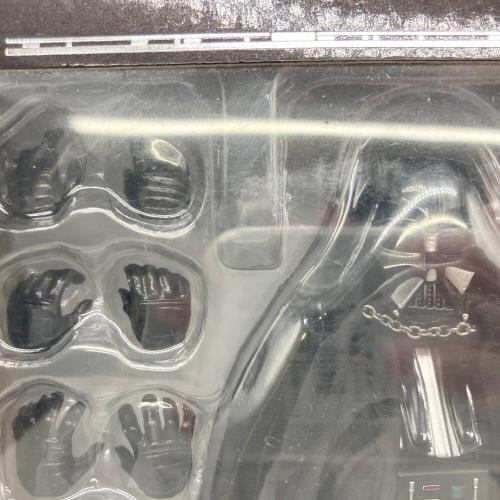 STAR WARS (スターウォーズ) フィギュア バンダイナムコ ダース・ベイダー S.H.Figuarts