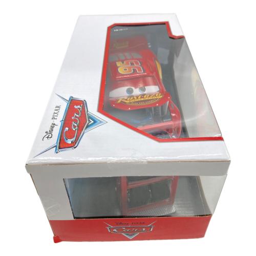 JADA TOYS カーズ ライトニング マックイーン タイヤラック付き ディズニー ピクサー Cars Lightning McQueen PIXER