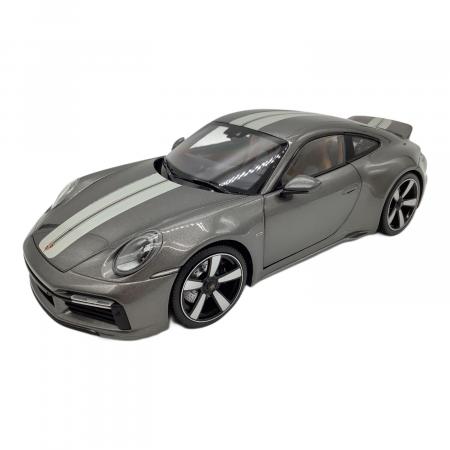 MINICHAMPS (ミニチャンプス) 1/18 ポルシェ 911 (992) スポーツ