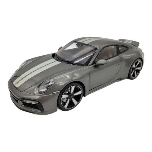 MINICHAMPS (ミニチャンプス) 1/18 ポルシェ 911 (992) スポーツ