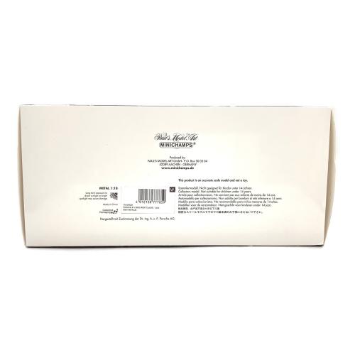 MINICHAMPS (ミニチャンプス) 1/18 ポルシェ 911 (992) スポーツ クラシック 2022 グレーメタリック/ストライプ モデルカー ダイキャストカー