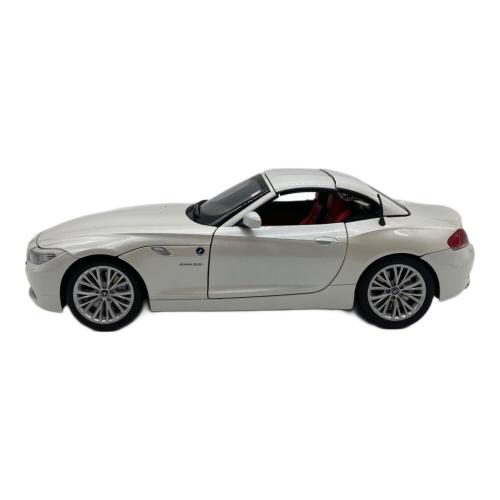 京商 (キョウショウ) 1/18 BMW z4 sDrive35i (E89) モデルカー