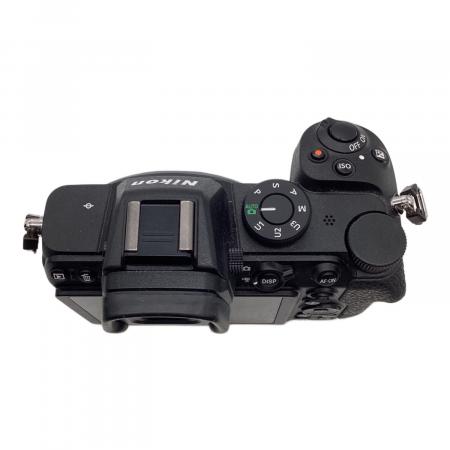 Nikon (ニコン) ミラーレス一眼カメラ Z5 Z5 24-200 レンズキット