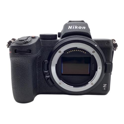 Nikon (ニコン) ミラーレス一眼カメラ Z5 Z5 24-200 レンズキット