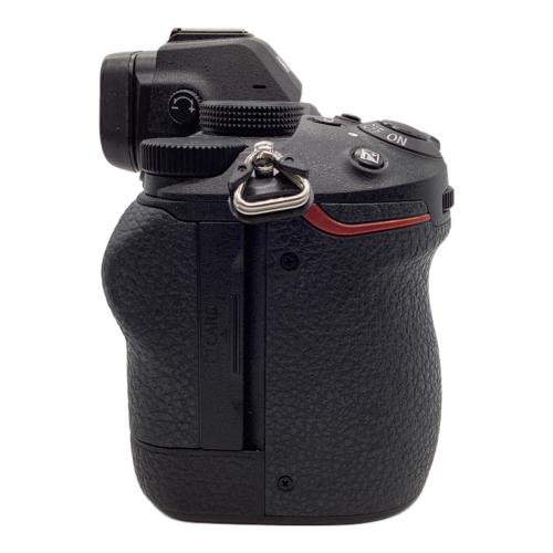 Nikon (ニコン) ミラーレス一眼カメラ Z5 Z5 24-200 レンズキット