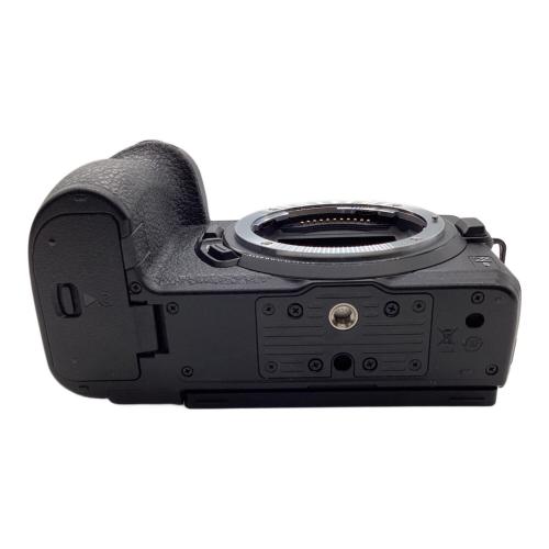 Nikon (ニコン) ミラーレス一眼カメラ Z5 Z5 24-200 レンズキット
