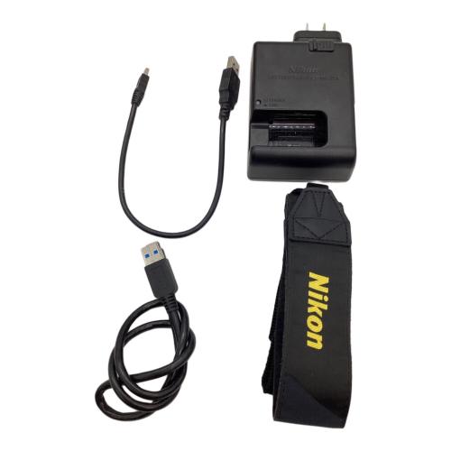 Nikon (ニコン) ミラーレス一眼カメラ Z5 Z5 24-200 レンズキット