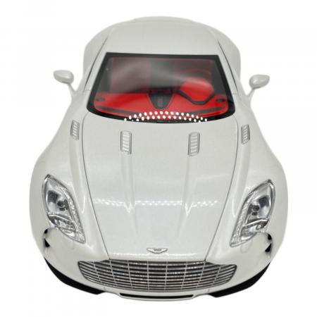 1/18 オートアート　アストンマーティン ONE-77　ミニカー　グレー 予約 MJ x League Model LMLF 1/64 アストンマーティン Aston Martin