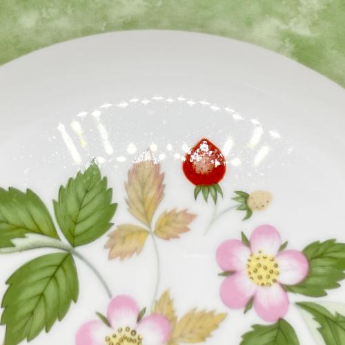 Wedgwood (ウェッジウッド) フルリムプレート 約20cm ワイルドストロベリー