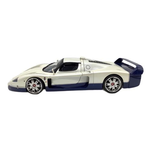 HOT WHEELS (ホットウィールズ) Maserati MC12 1/18 モデルカー