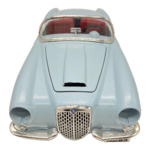 burago (ブラーゴ) B24 SPIDER(1955) 1/18 モデルカー