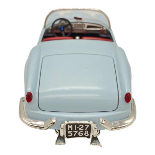 burago (ブラーゴ) B24 SPIDER(1955) 1/18 モデルカー