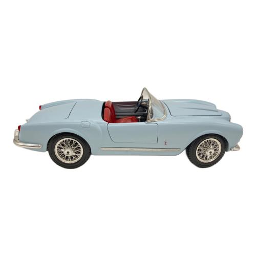 burago (ブラーゴ) B24 SPIDER(1955) 1/18 モデルカー