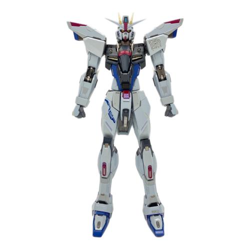 フリーダムガンダム CONCEPT 2 フィギュア METAL BUILD