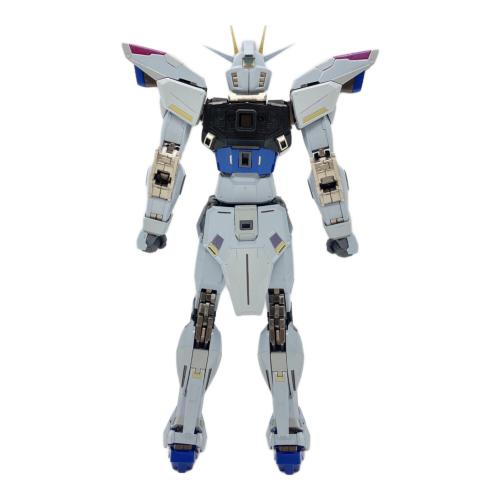 フリーダムガンダム CONCEPT 2 フィギュア METAL BUILD