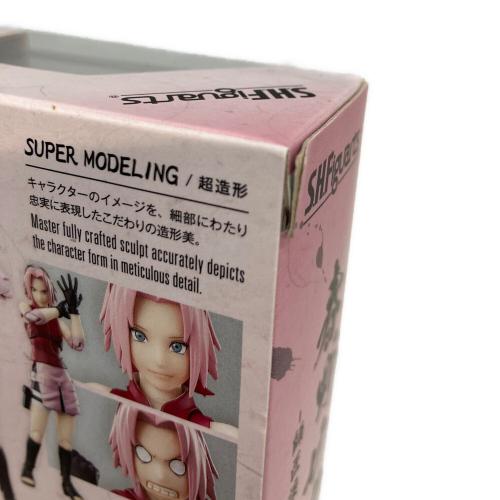 BANDAI (バンダイ) S.H.Figuarts 春野サクラ -師匠譲りの負けん気- フィギュア