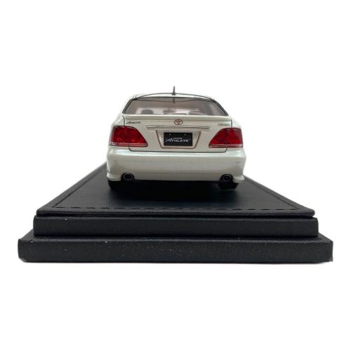1/43 トヨタ クラウン GRS180 アスリート ホワイト BBS モデルカー
