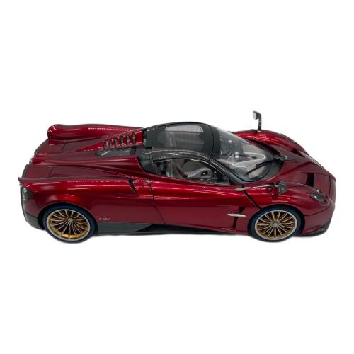 LCD 1/18 パガーニ Pagani Huayra モデルカー