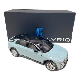 1/18 キャデラック Cadillac LYRIQ モデルカー