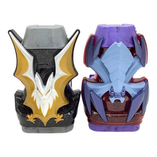 仮面ライダーリバイス DXジャイアントスパイダーバイスタンプ＆メガバットバイスタンプセット (BD/DVD リバイスForward 仮面ライダーライブ＆エビル＆デモンズ スペシャル版同梱品)