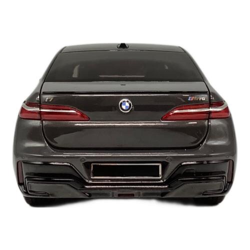 MINICHAMPS (ミニチャンプス) 1/18 BMW i7 M70 (G70) 2024 モデルカー スレ・箱ヘコミヤブレ有