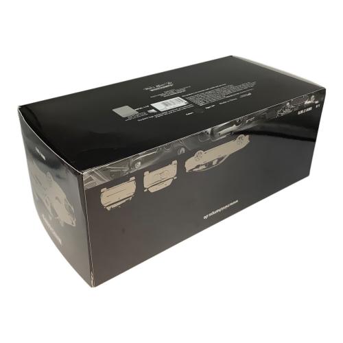 MINICHAMPS (ミニチャンプス) 1/18 BMW i7 M70 (G70) 2024 モデルカー スレ・箱ヘコミヤブレ有