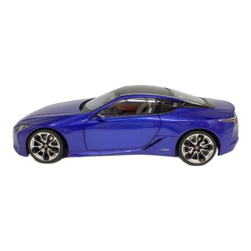 レクサス特注 1：18 レクサス LC500h モデルカー 箱ツブレ・ヤブレ有