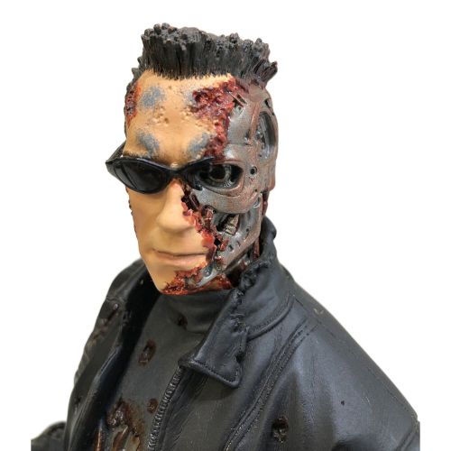 TERMINATOR3 T850 BATTLE DAMAGED LIGHT UP VERSION