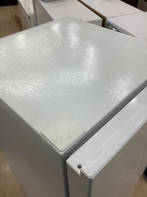 Hisense (ハイセンス) 2ドア冷蔵庫 ※キズ・ヘコミ有 HR-D1701W 2022年製 175L クリーニング済