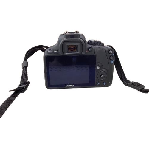 CANON (キャノン) デジタル一眼レフカメラ ダブルズームキット EOS KISS X7 DS126441 1800万画素(有効画素) 281073013794